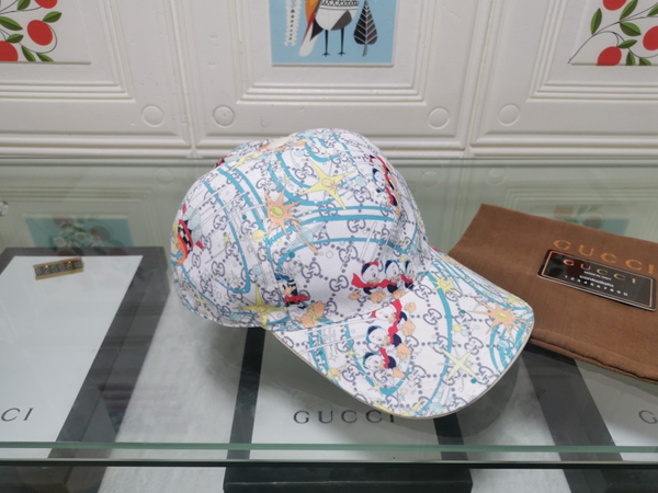 ブランド帽子背面デザイン